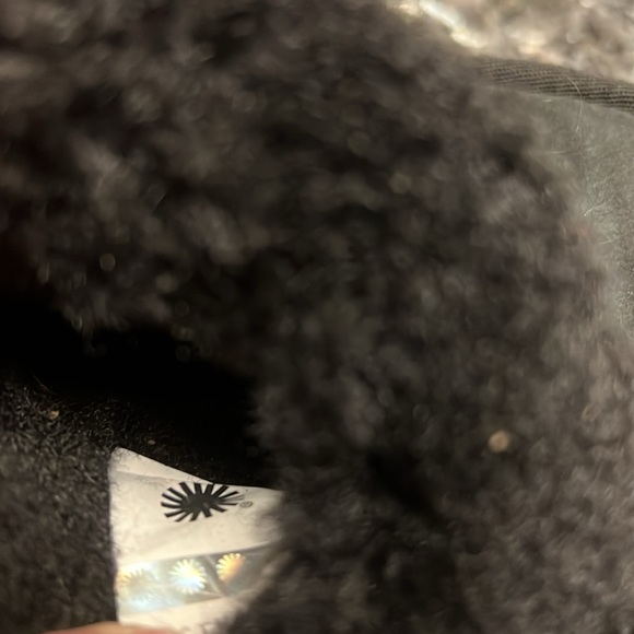 UGG Black Fur Fold Over Boots Size 5 - Picture 8 of 8